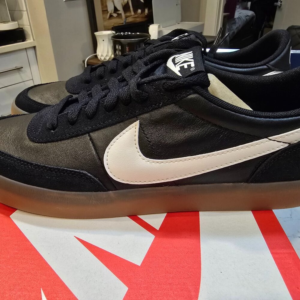 Nike "Killshot 2 Leather" Men's size 10 Black/Sail-Gum Yellow Sneakers NEW